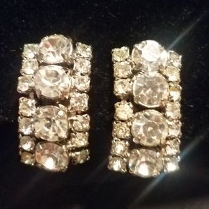 Vintage dimond like crystal earrings